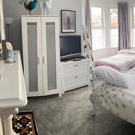 Turret Corner, Colwyn Bay, 5Min Walk To Sandy Beach Villa Conwy Esterno foto