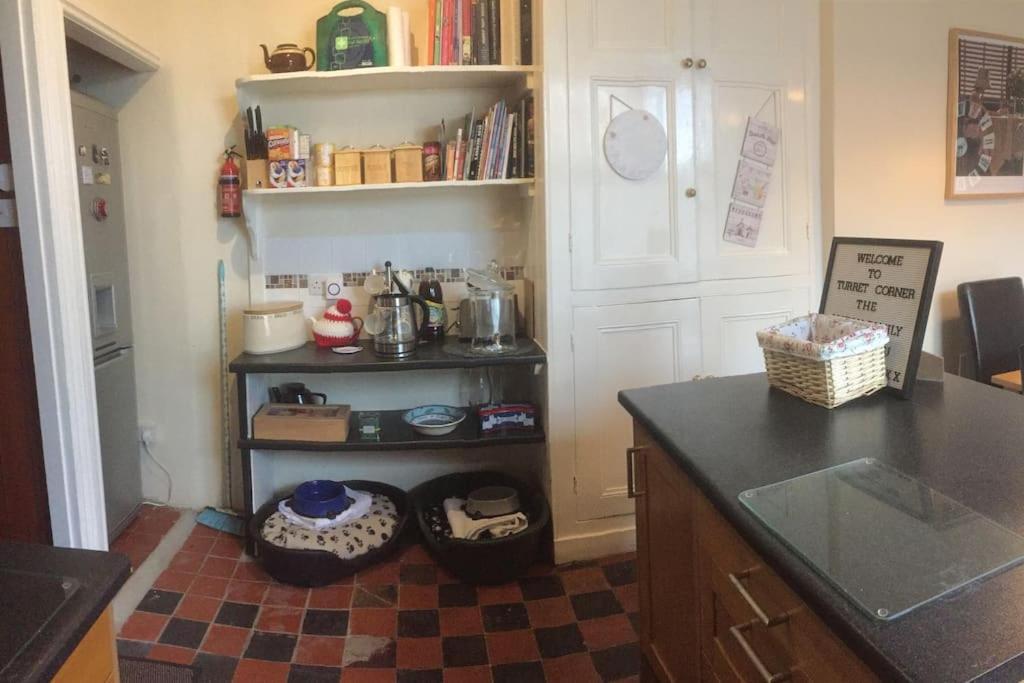 Turret Corner, Colwyn Bay, 5Min Walk To Sandy Beach Villa Conwy Esterno foto