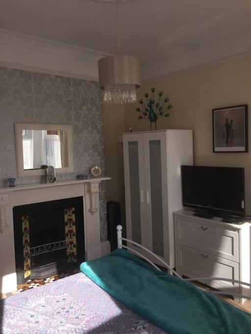 Turret Corner, Colwyn Bay, 5Min Walk To Sandy Beach Villa Conwy Esterno foto