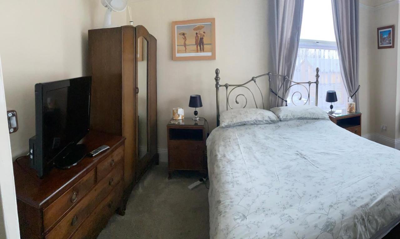 Turret Corner, Colwyn Bay, 5Min Walk To Sandy Beach Villa Conwy Esterno foto