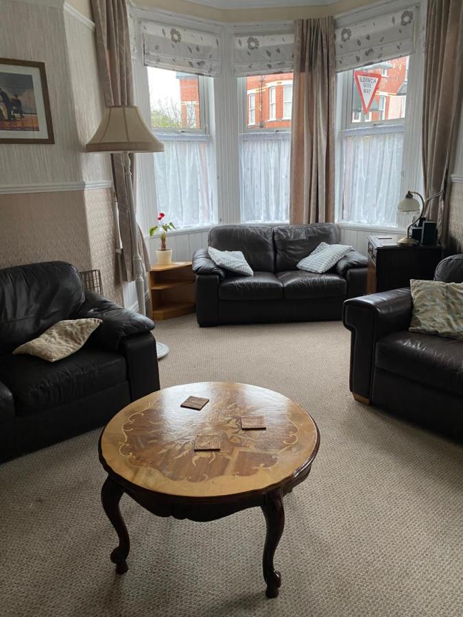 Turret Corner, Colwyn Bay, 5Min Walk To Sandy Beach Villa Conwy Esterno foto